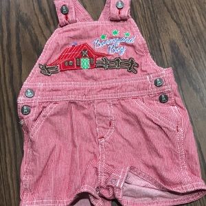 Short overalls